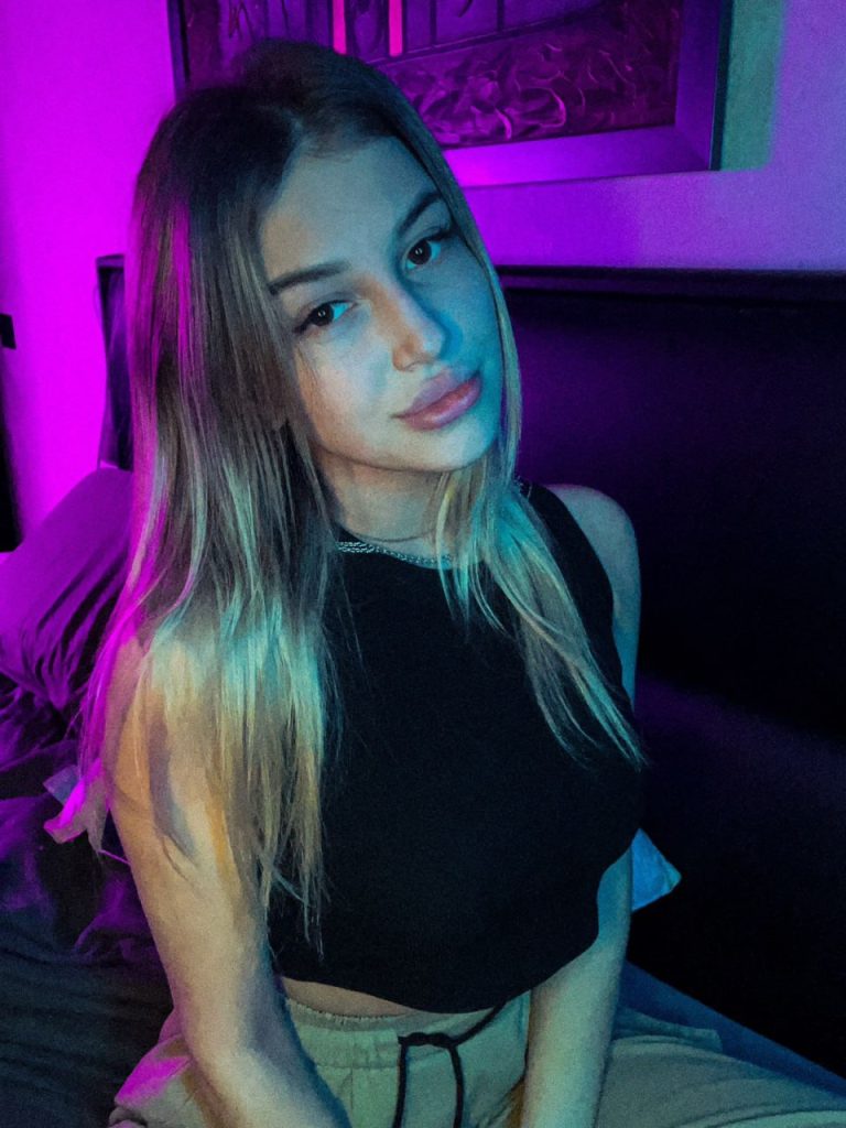 Марьяночка — вип эскорт в Киеве и области