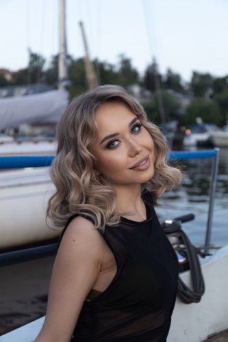 Эскорт с Аврора — высший класс в столице Украины