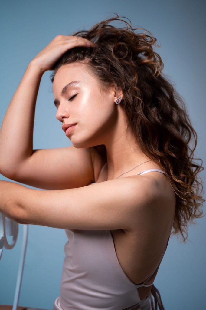 Алиса 🥰 — модель на сопровождение в Киеве