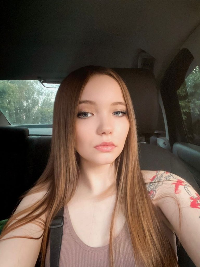 Анита предлагает премиальный эскорт в Киеве и пригороде