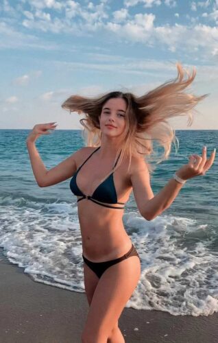Горячая девушка Лика из Киева