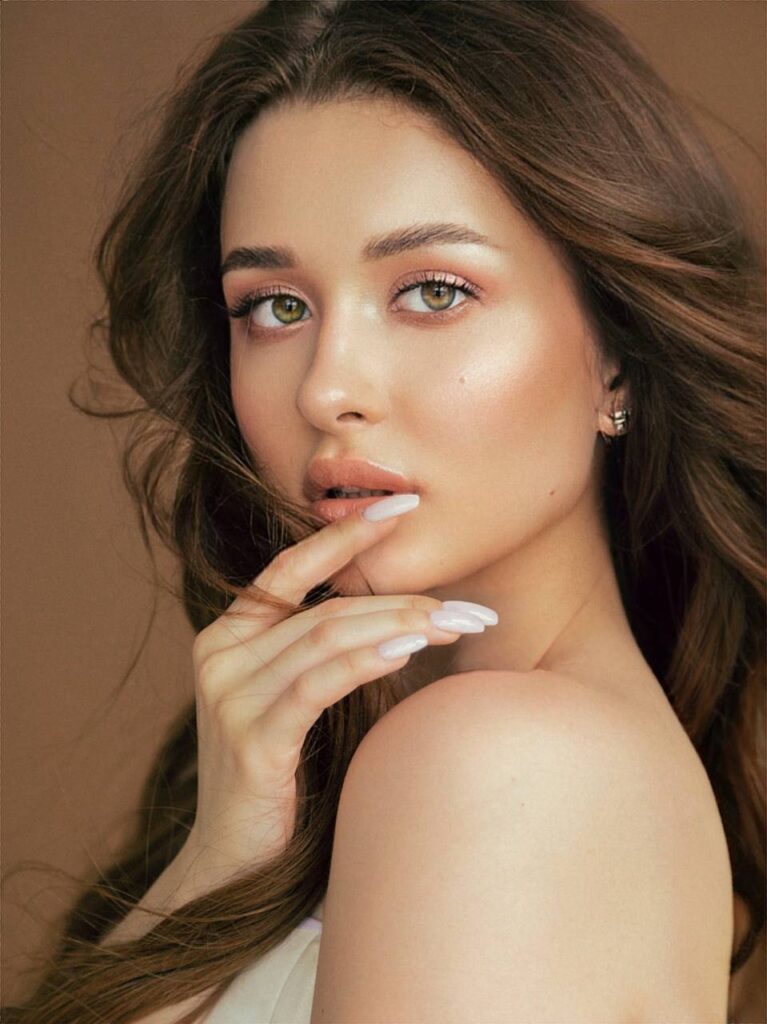 Оливия — элитная эскортница в Киеве